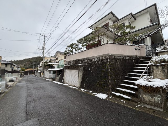 売土地　相田３丁目の前面道路含む現地写真