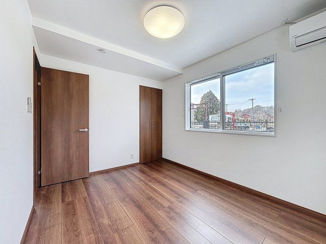 『帰りは電車で帰るよ』の洋室|２階は洋室が２部屋あります＾＾