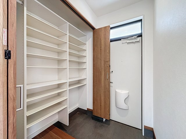 『帰りは電車で帰るよ』の収納|家族が多い方・靴が好きな方にもおすすめ！
この収納力！！！