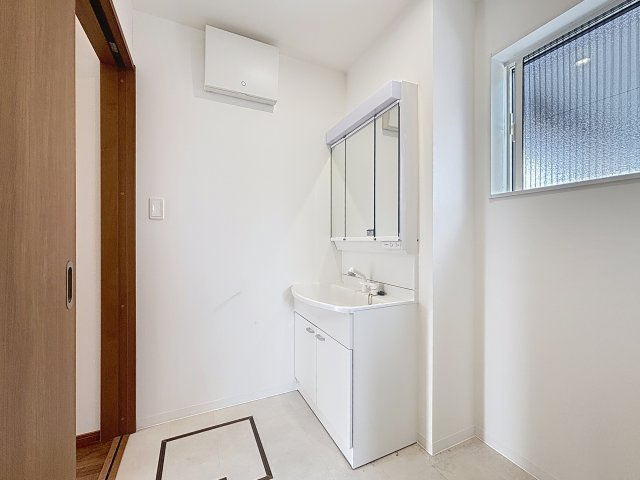 『帰りは電車で帰るよ』の洗面所|清潔感のある水周りです＾＾