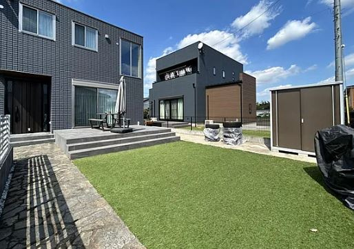 【中古】鶴ヶ島市新町4丁目築浅中古住宅の庭|大変広々したお庭付きです☆