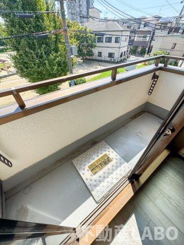 ル・シャトーノーブルのバルコニー