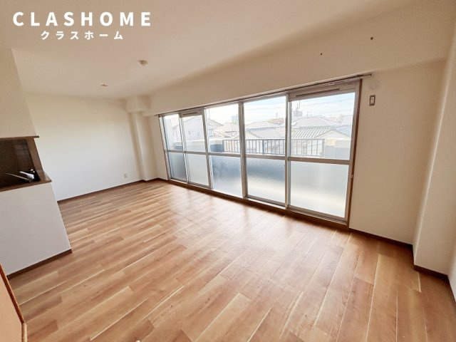 サントヴィラージュ　　刈谷市近郊の賃貸はクラスホーム刈谷店の居間・リビング