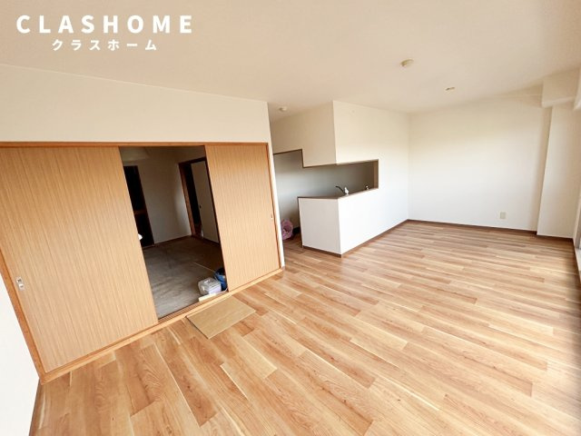 サントヴィラージュ　　刈谷市近郊の賃貸はクラスホーム刈谷店の居間・リビング