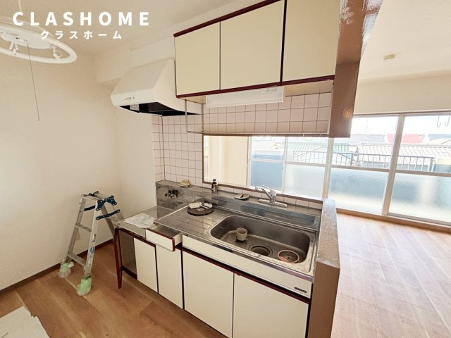 サントヴィラージュ　　刈谷市近郊の賃貸はクラスホーム刈谷店のキッチン