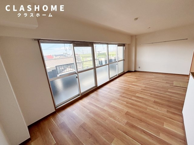 サントヴィラージュ　　刈谷市近郊の賃貸はクラスホーム刈谷店の居間・リビング