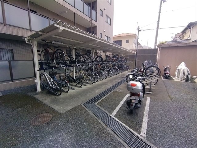 【駐輪場】の画像