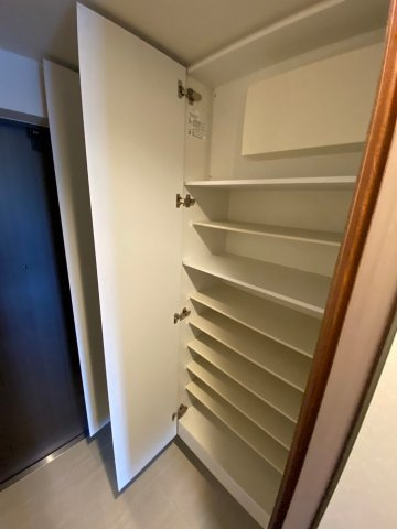 オープンレジデンシア桜並木ガーデンの収納