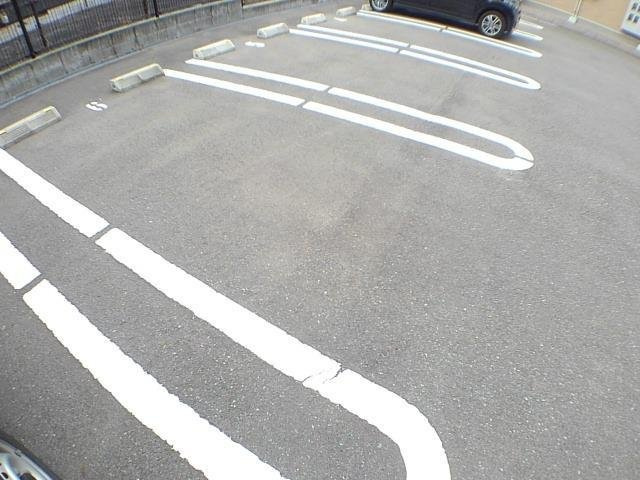 ラ・プランタンの駐車場|駐車場があります