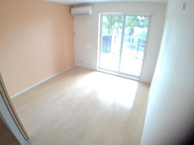 ラ・プランタンの居間・リビング|内装です