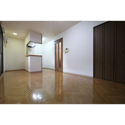 【内装】 | サンドリヨンゴキソ