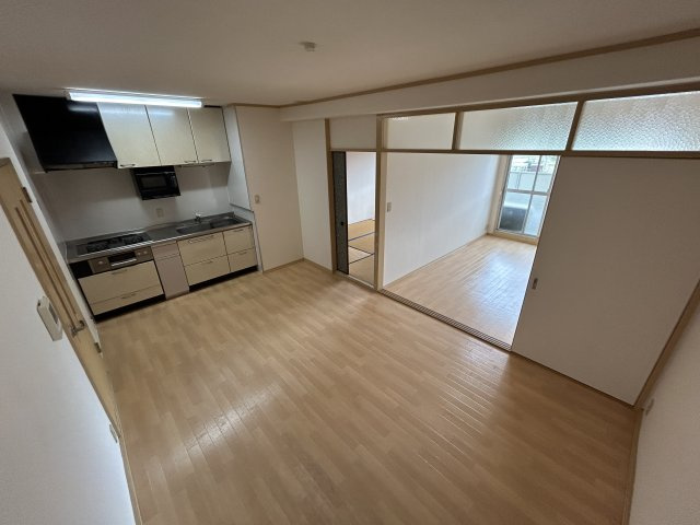 パレス朝霧ケ丘の居間・リビング