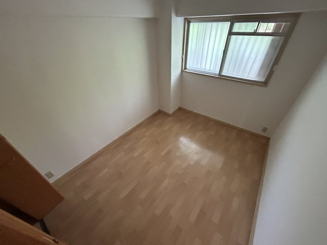 パレス朝霧ケ丘の洋室