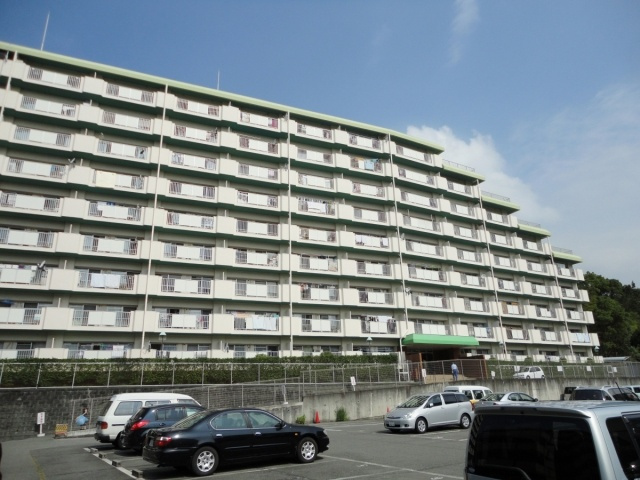 パレス朝霧ケ丘の駐車場|駐車場