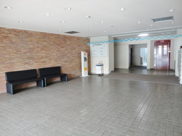 パレス朝霧ケ丘のロビー