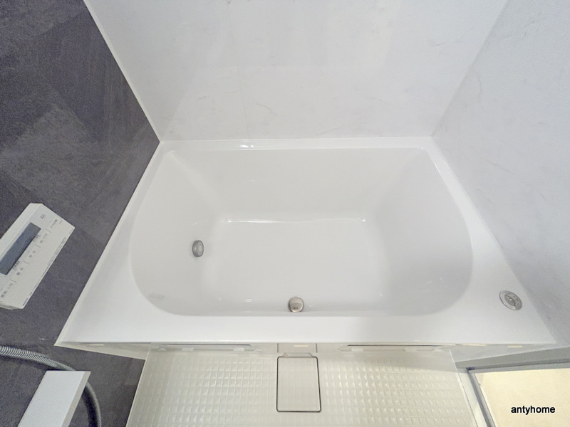 ルフォンプログレ堺筋本町タワーレジデンス　仲介手数料無料の浴室