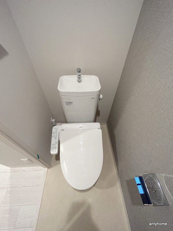 ルフォンプログレ堺筋本町タワーレジデンス　仲介手数料無料のトイレ