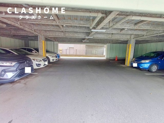 パームタウン新安城　　刈谷市近郊の賃貸はクラスホームの駐車場