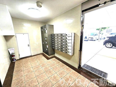 【エントランス】 | フィールドオブウィステリア | 建物の内部です