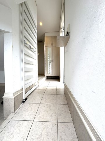 東区東中島3丁目　中古戸建の玄関