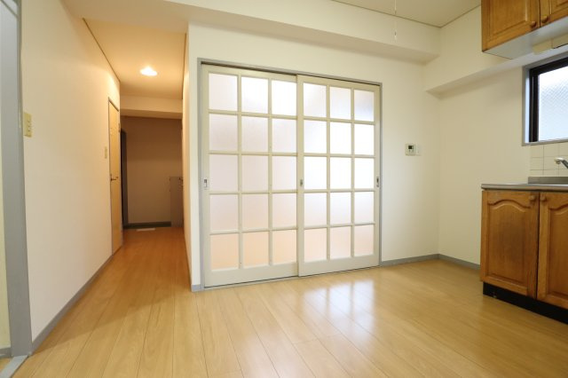 サンヒルズ中町の居間・リビング