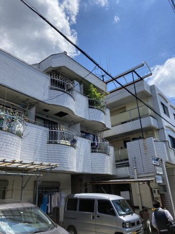 サンヒルズ中町の外観