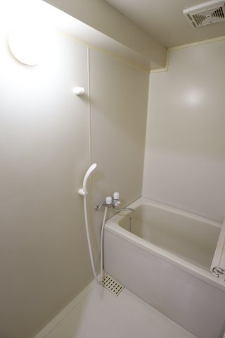 サンヒルズ中町の浴室