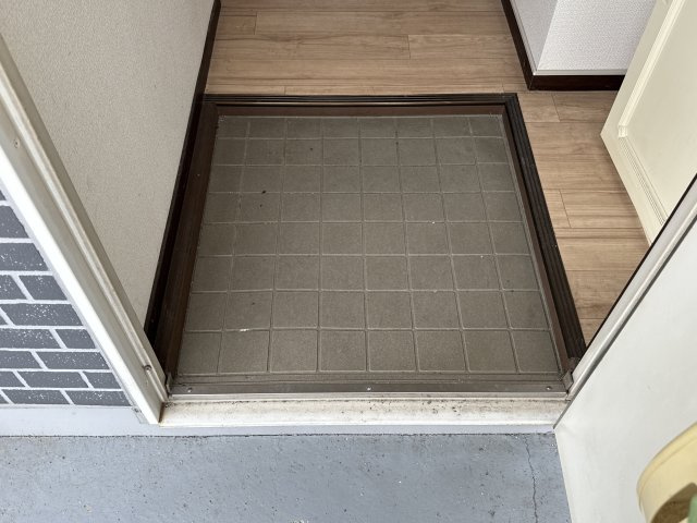 ノーブル御立の玄関