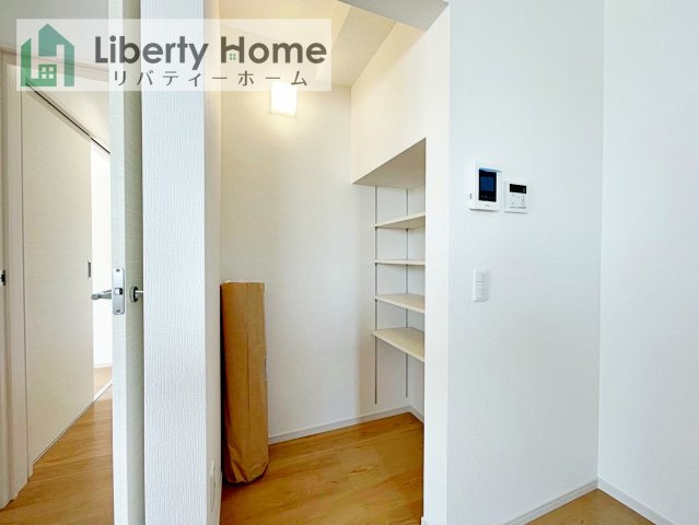 水戸市見川21期　新築戸建　2号棟の収納