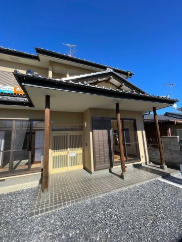 【玄関】 | 館林市城町　中古住宅