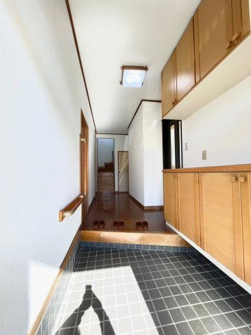 【玄関】 | 館林市城町　中古住宅