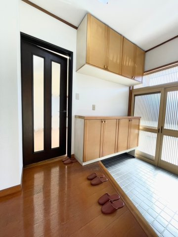 【玄関】 | 館林市城町　中古住宅