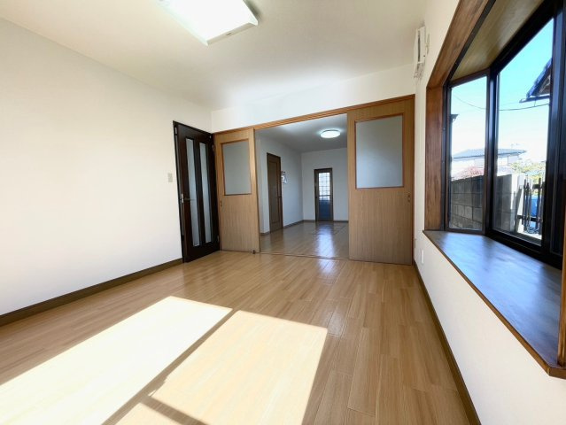 【居間・リビング】 | 館林市城町　中古住宅