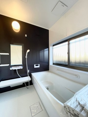 【浴室】 | 館林市城町　中古住宅