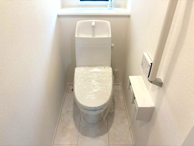 三木市志染町西自由が丘２丁目のトイレ