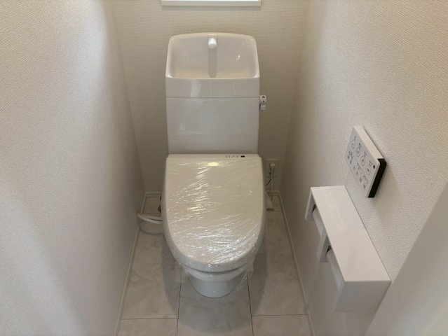 三木市志染町西自由が丘２丁目のトイレ