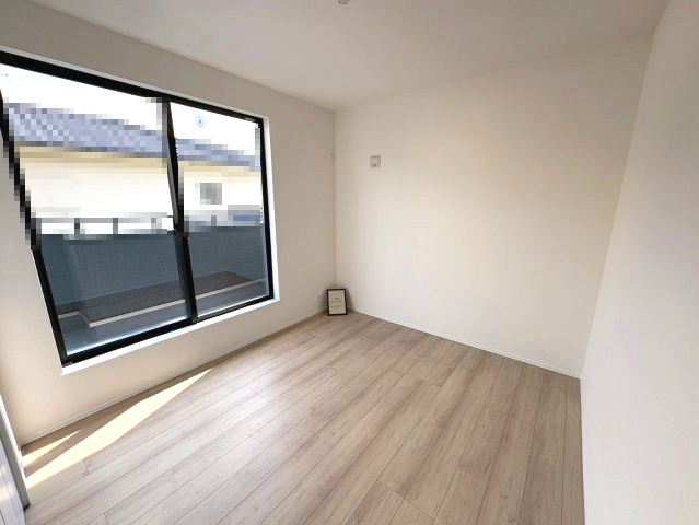 三木市志染町西自由が丘２丁目の洋室