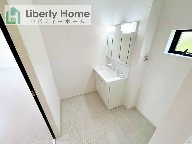 水戸市見川21期　新築戸建　3号棟の脱衣所