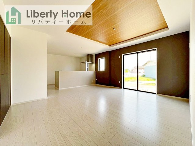 水戸市見川21期　新築戸建　3号棟の居間・リビング