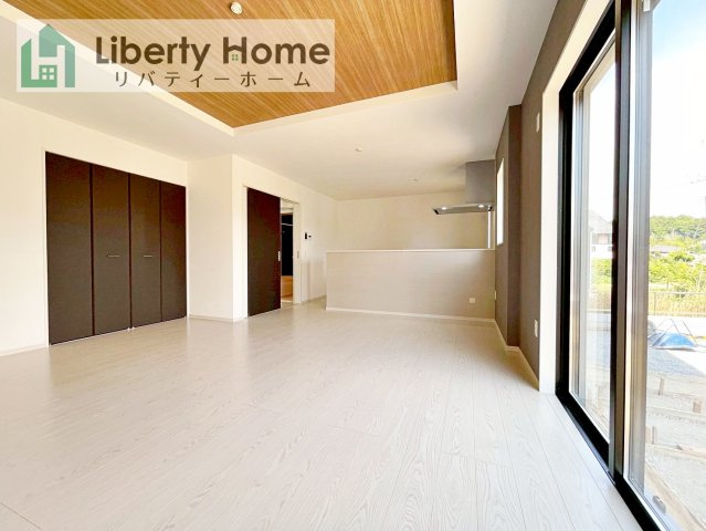 水戸市見川21期　新築戸建　3号棟の居間・リビング