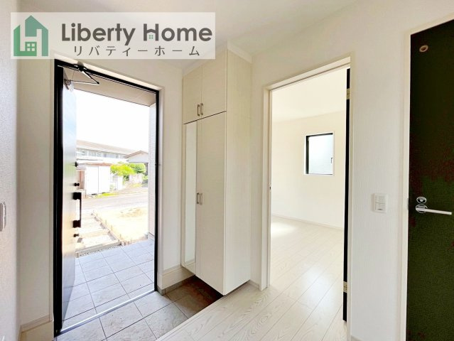 水戸市見川21期　新築戸建　3号棟の玄関