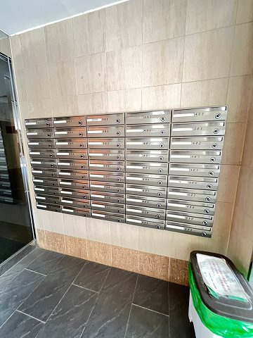 尼崎市若王寺３丁目の賃貸マンションの外観