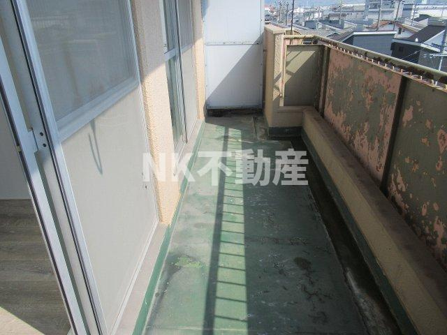 【バルコニー】 | 協栄ハイツⅡ(鴻池新田賃貸） | 開放的で明るい空間を演出してくれるバルコニーです