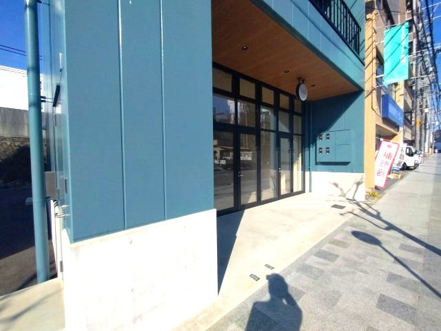 明大寺西郷中　貸店舗の外観