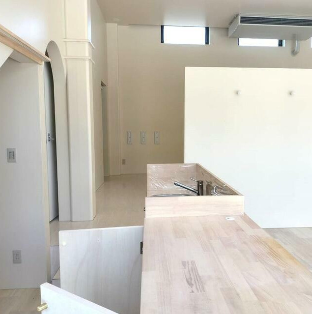 明大寺西郷中　貸店舗の内装