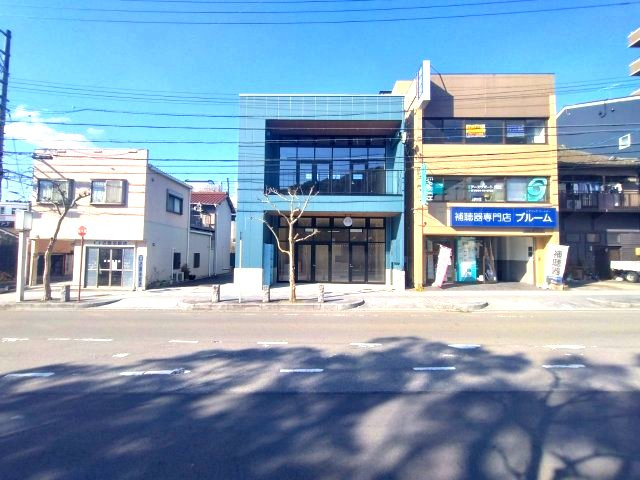 明大寺西郷中　貸店舗の外観