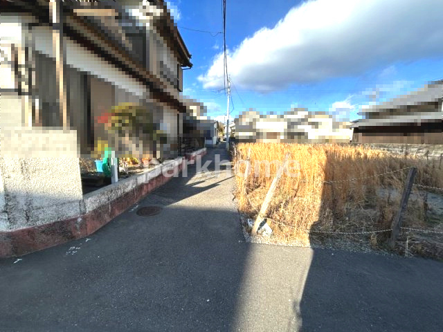 宇佐町宇佐　売土地の前面道路含む現地写真|2025.2撮影