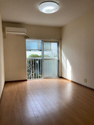 【洋室】 | メゾンブランシュ