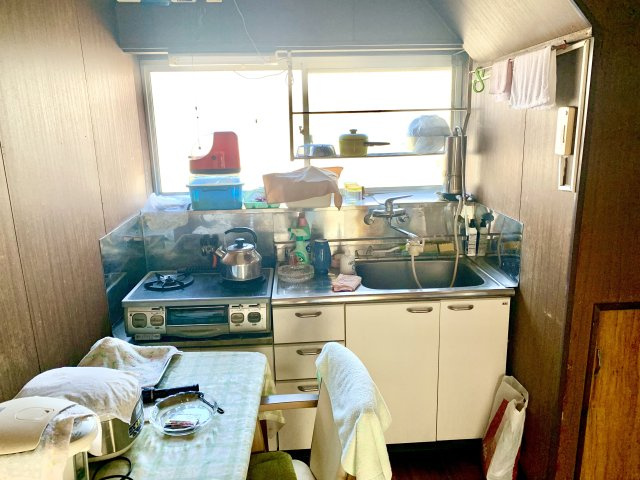 売中古戸建　静岡市区羽鳥6丁目のキッチン|コンパクトで使いやすいキッチンです