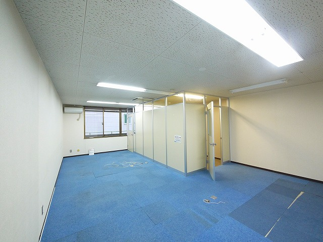 アルファテラスの内装